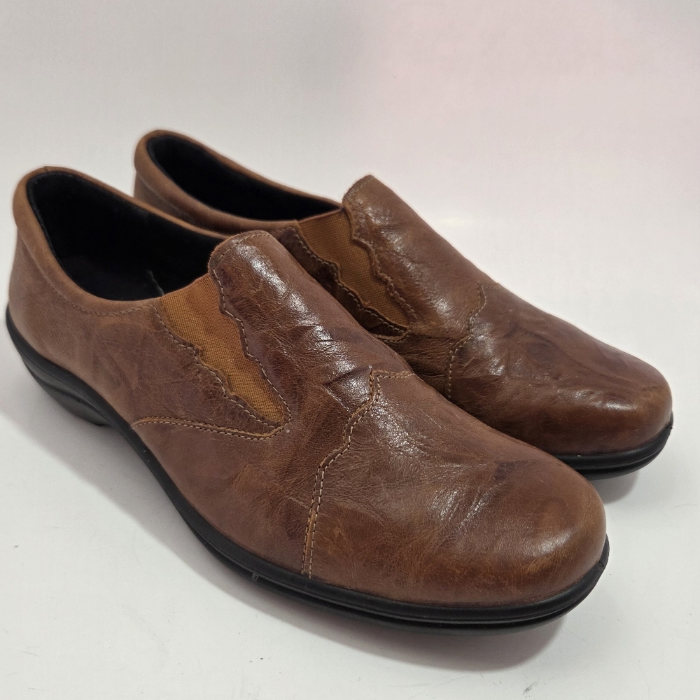 Women's Brown Leather Loafer Slip-on Sz 9 Casual Business